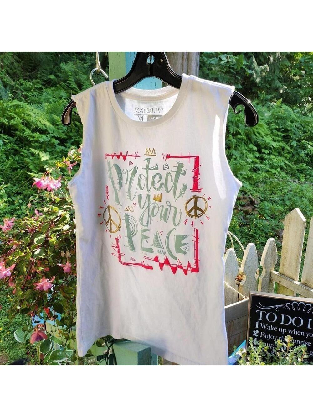 Izzy & Liv Women's 'Protect Your Peace' Sleeveless Tank Top, Medium